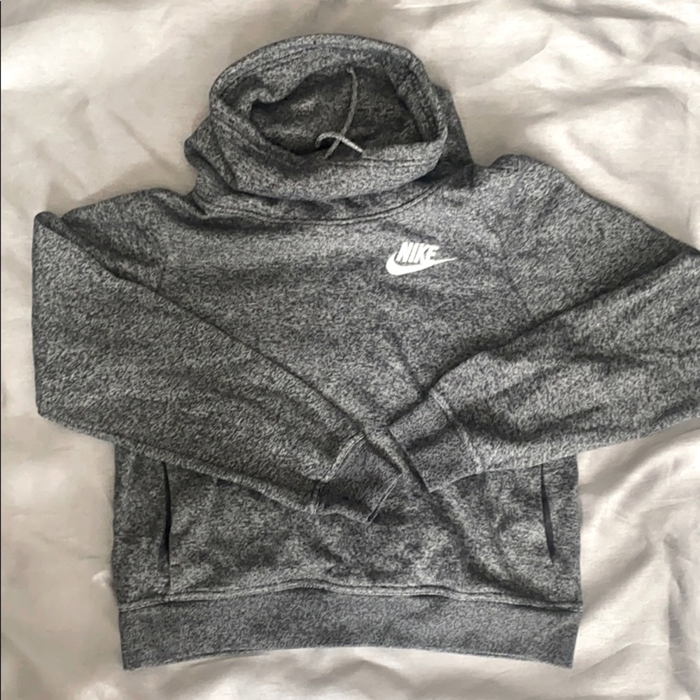 🌻NIKES SWEATSHIRT🌻